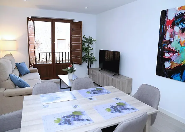 Piso Plaza Mercado 3,4 아파트 *