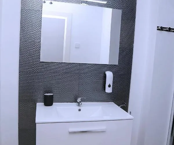 Piso Plaza Mercado 3,4 아파트 *