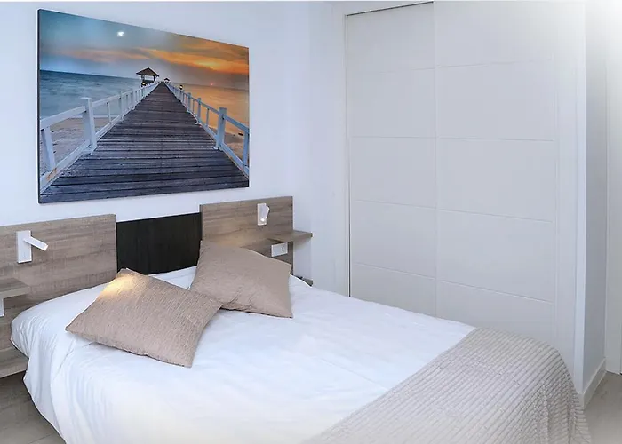 Piso Plaza Mercado 3,4 アパート *